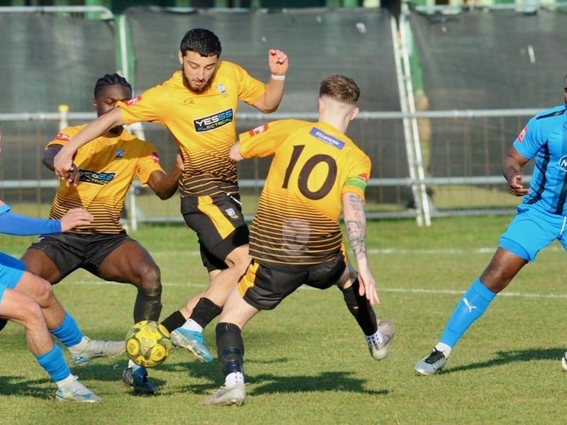 Littlehampton Town lost 4-0 to Sevenoaks Town at the Sportsfield. Photographer Stephen Goodger was there to catch the action.