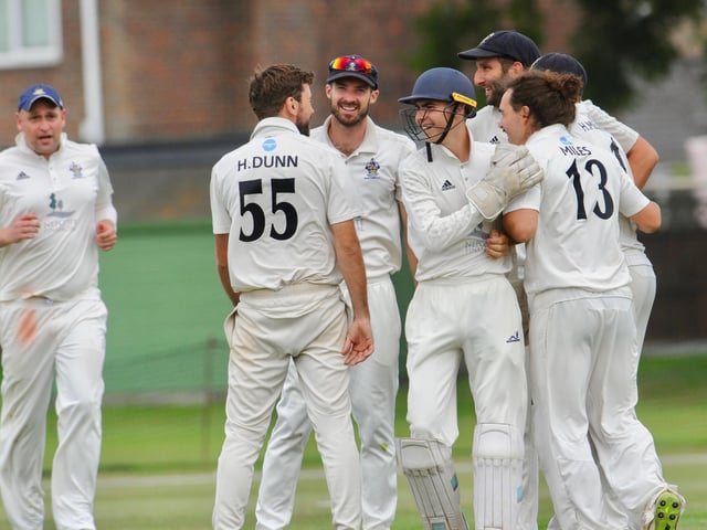 Worthing CC win the Division 3 West title with a win at Littlehampton CC