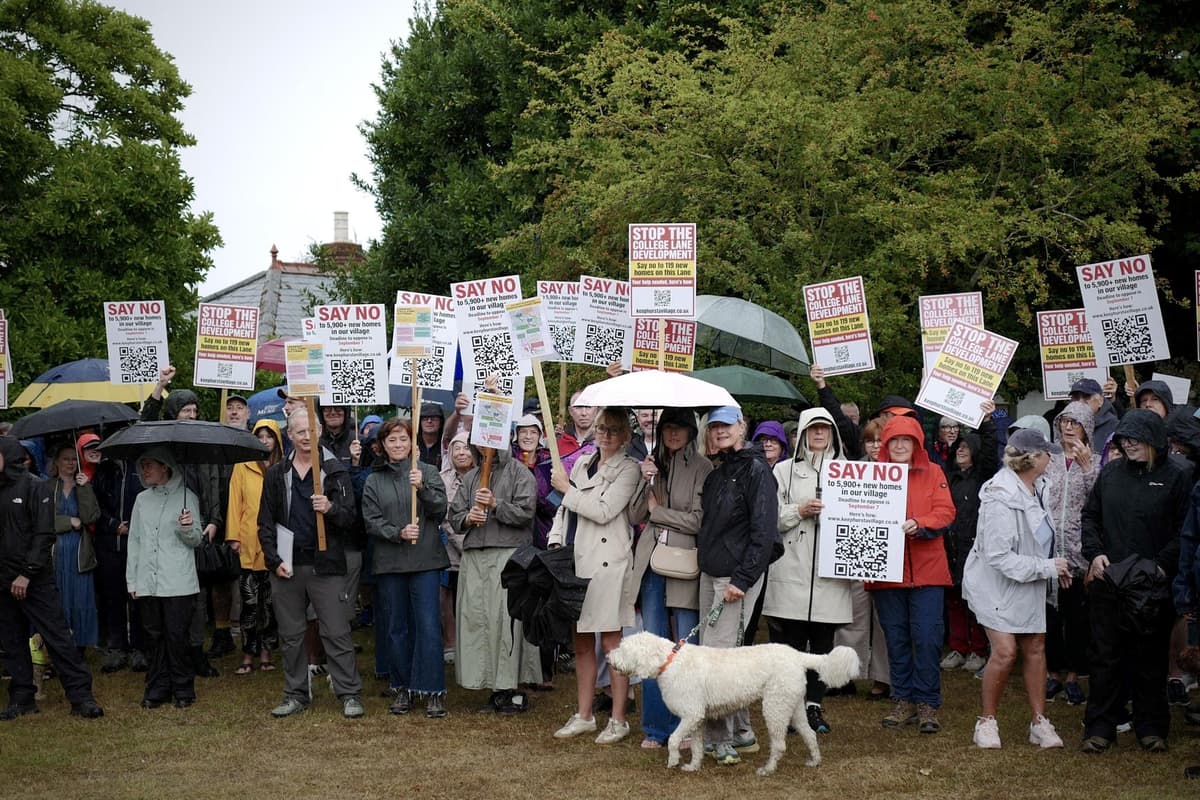 In pictures: Demonstration held in Hurstpierpoint against proposals for ...