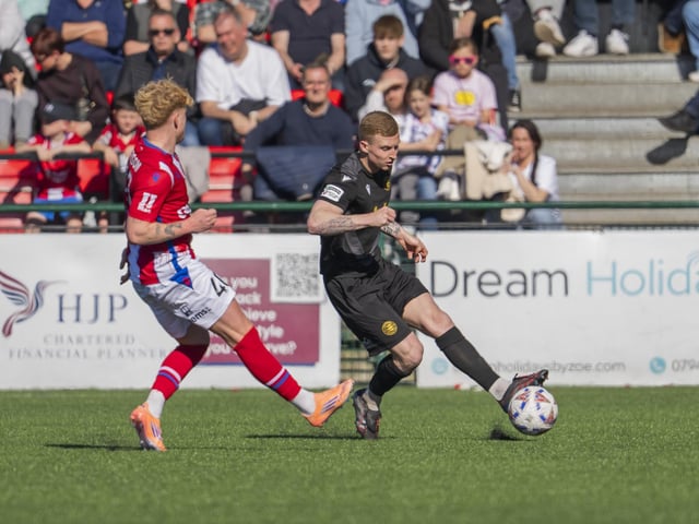Dorking Wanderers v Worthing, National League South