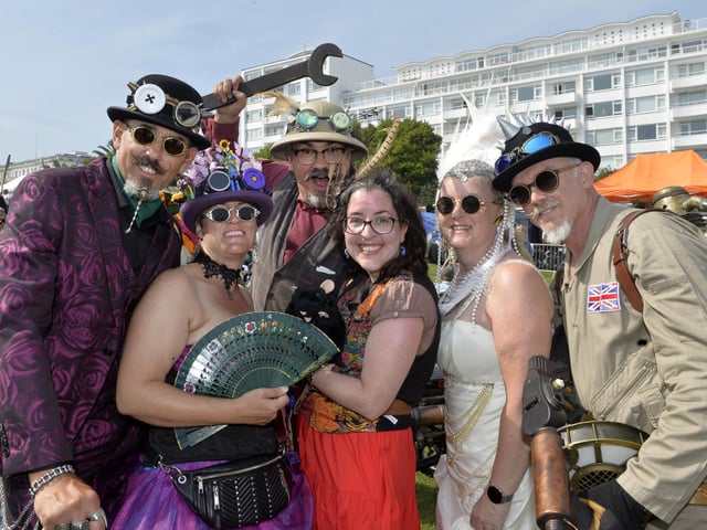 Steampunk Festival Eastbourne 23 (Photo by Jon Rigby)