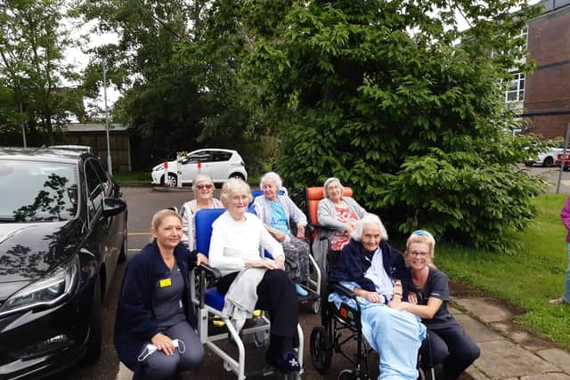 L to R (Jo, Jean, Dot Madgwick, Iris Lewis, Martha Benham, Yvonne Wheller, Lindsey)