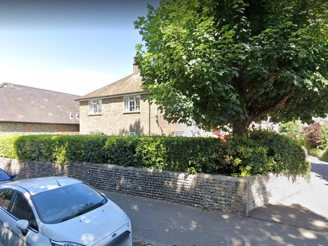 Barn Surgery in Ferring Street, Ferring was recorded as having 4,043 patients and the full-time equivalent of 2 GPs, meaning it has 1,989 patients per GP.