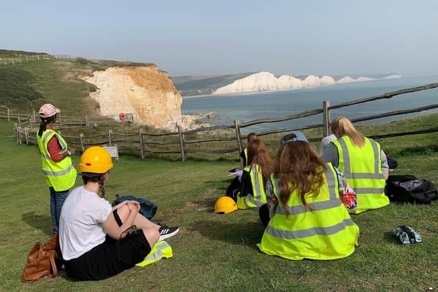 Geology students on the south coast field trip 