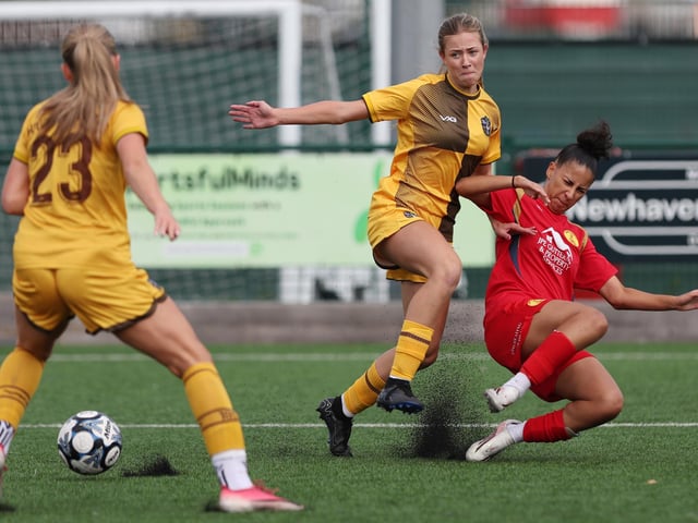 Newhaven Ladies v Sutton, London and SE League Premier