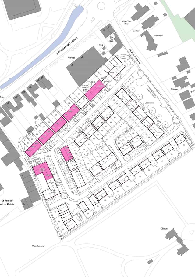 Les promoteurs ont dévoilé des plans pour construire 99 nouvelles maisons dans l'ancien club de football de Portfield à Chichester.