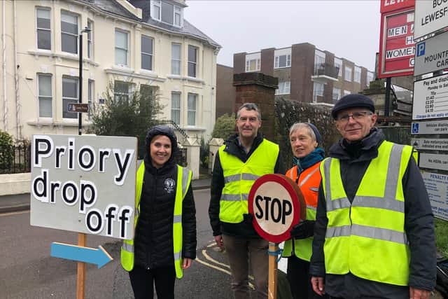 Priory School Lewes is aiming to create a safer school street for schoolchildren and is asking parents to to use the Lewes District Council (LDC) car park at the beginning of the road, instead of driving up to the school entrance and dropping pupils there.