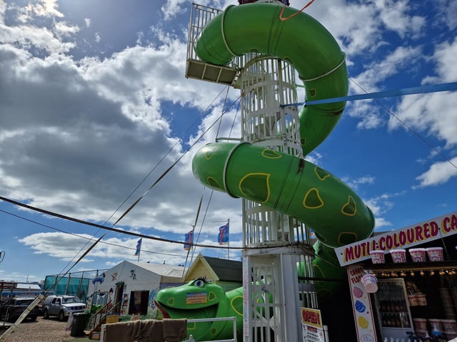 We tried out a family weekend break at Seal Bay Resort in Selsey. We stayed in a platinum caravan and experienced a host of activities and entertainment across the seaside West Sussex site.