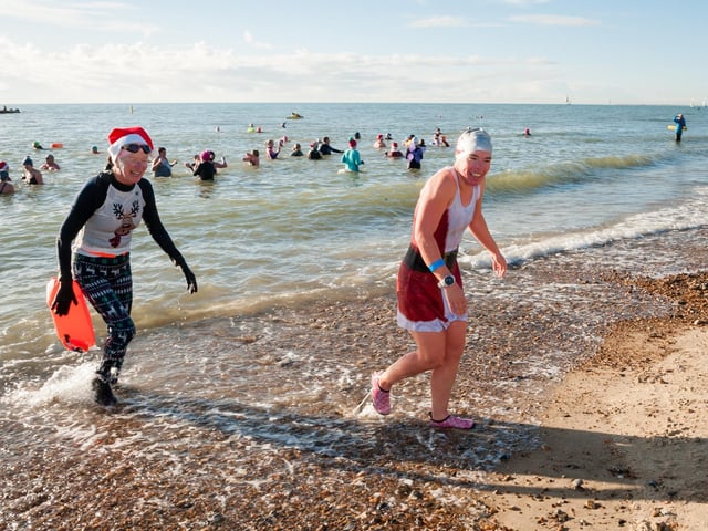 Littlehampton RNLI Lifeboat Station held its first December Dip on Saturday, December 10, 2022, to raise vital funds for the lifesaving work of its volunteer crew