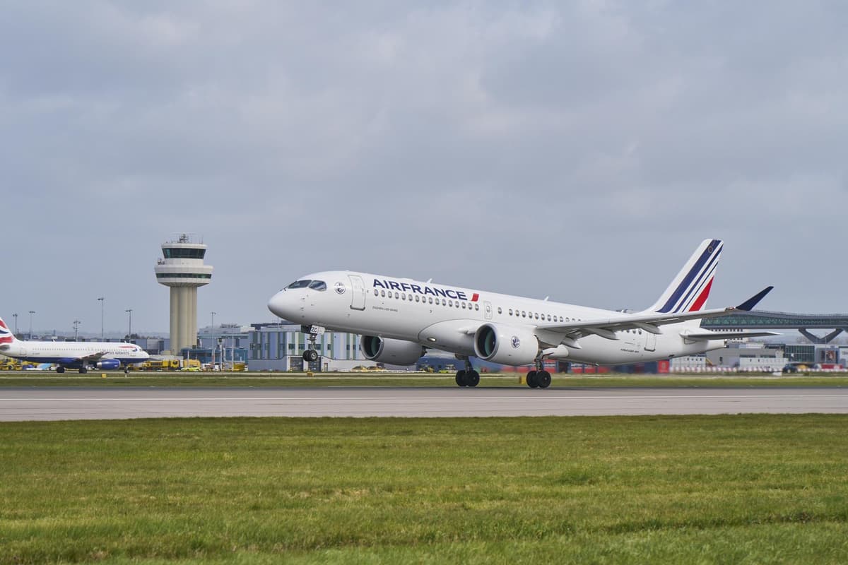 London Gatwick: These are the latest flight delays and cancellations – ...