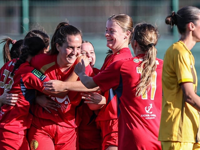 Newhaven Ladies v Sutton, London and SE League Premier