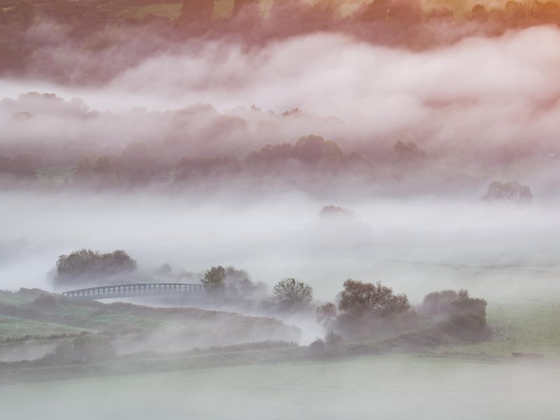 The Breaking Sun in the Mist by Giles Smith - another highly commended entry.