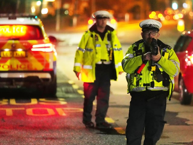 Dozens of vehicles have already been stopped as police launch a fresh crackdown on drink and drug drivers in Sussex. Roads policing officers are carrying out robust enforcement in December – with photos showing an operation on Broadwater Road in Worthing over the weekend.