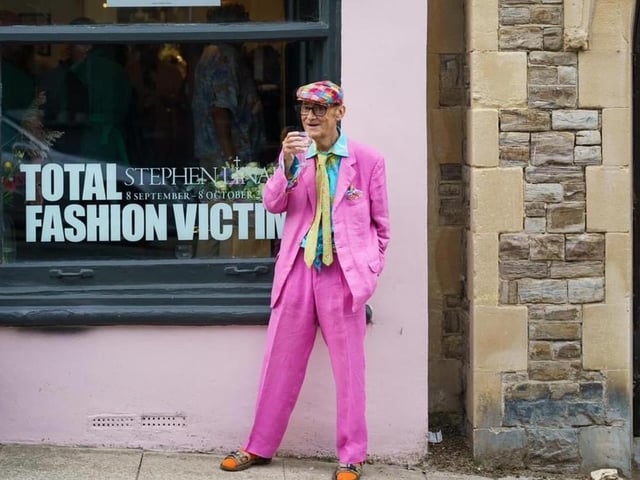 Stephen Linard outside the Rogue gallery in St Leonards. Pic by Ray Gange