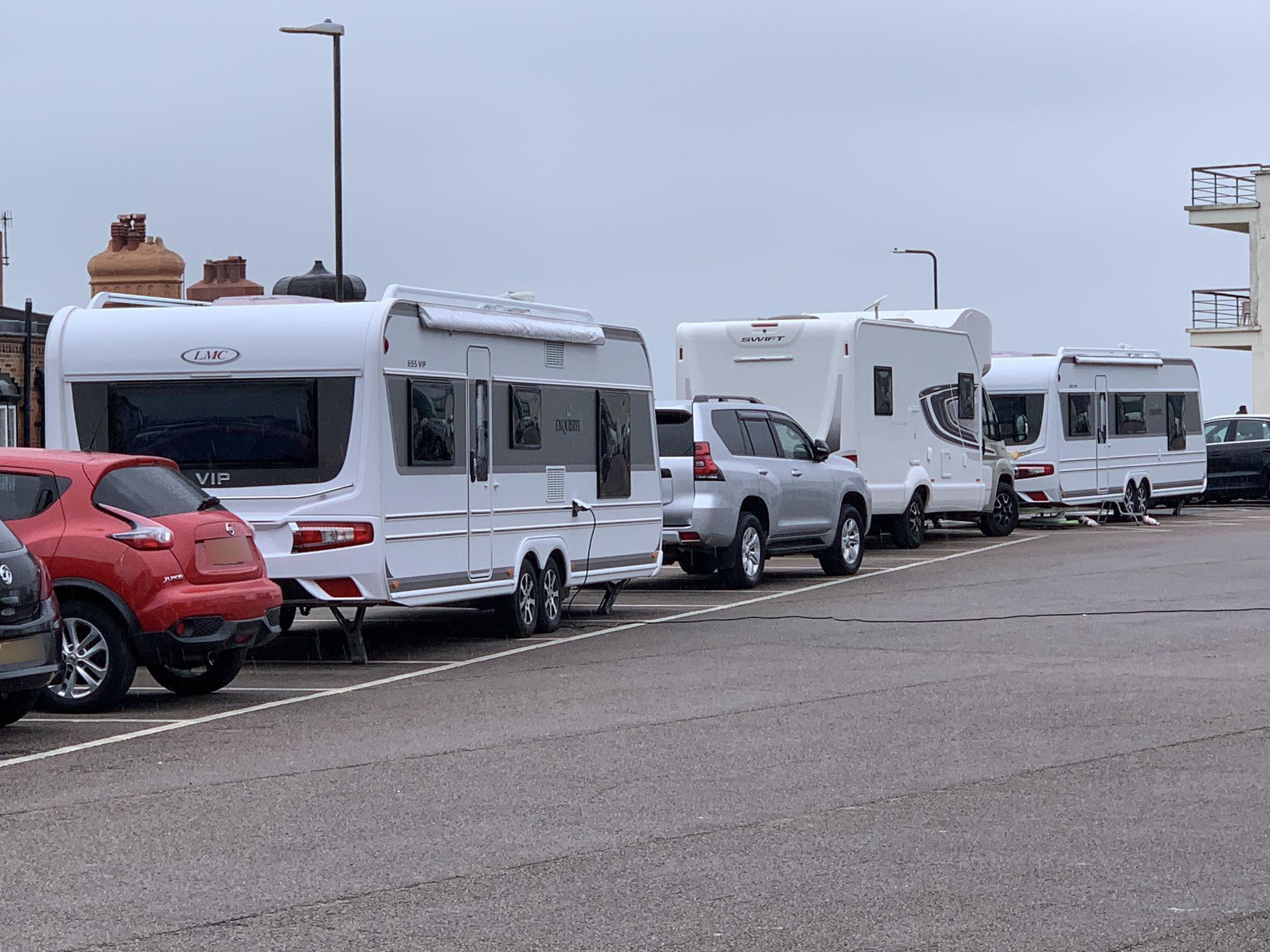 Travellers' caravans set up camp in car park at Bexhill De La Warr Pavilion - Vimarsana News