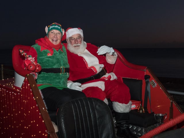 Santa and Mrs Claus by Jeff Penfold