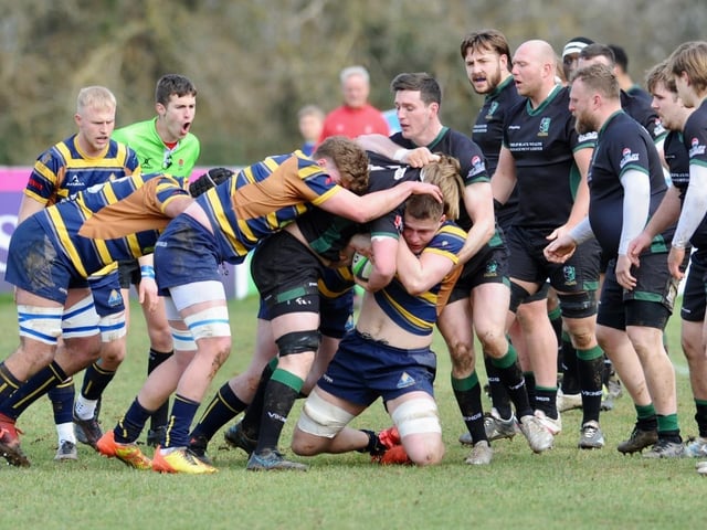 Action from Worthing Raiders' win over North Walsham at Roundstone Lane. Picture by Stephen Goodger.