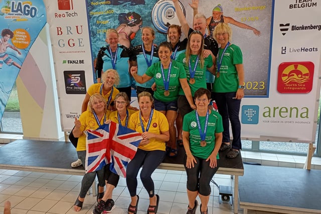 CTLSC Ladies 200+ Medley Relay team L to R, Marsha Bayliss-Cutler, Jennifer Amos, Donna Wickens & Vanessa Eagland on the podium together with the Gold and Bronze medallists
