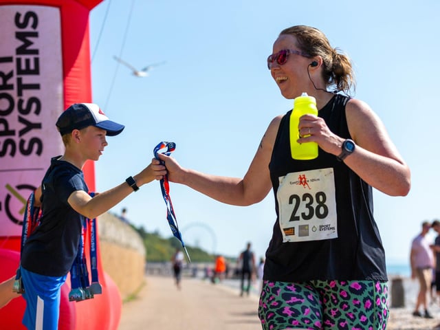 Images by Steven Farley from the 2023 Eastbourne 10k