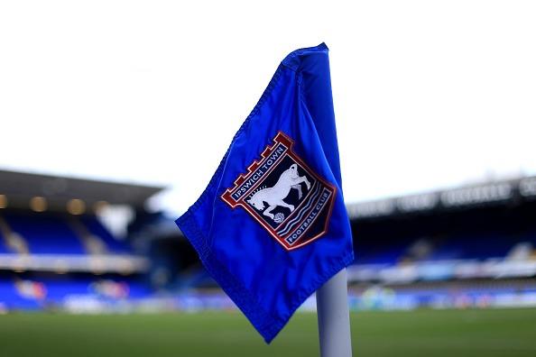 League One | Average attendance: 21,779