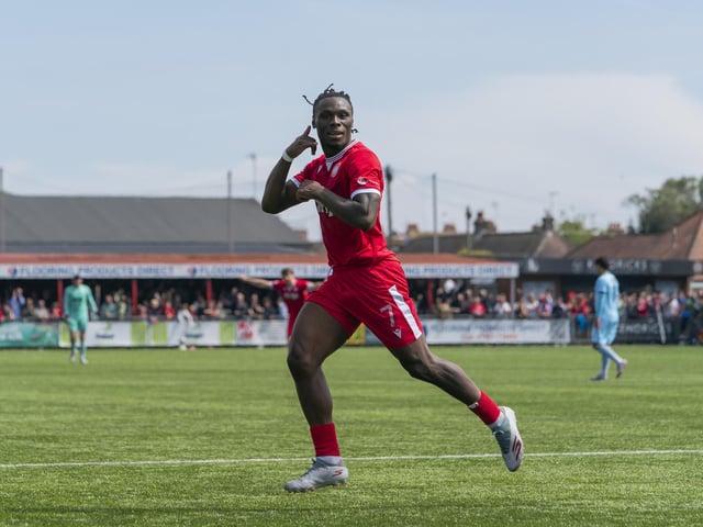 Worthing beat Ebbsfleet to clinch the National League South title