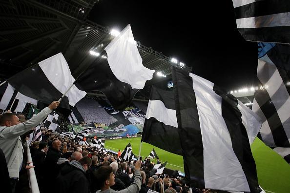Capacity: 52,338. Average attendance: 52,134.