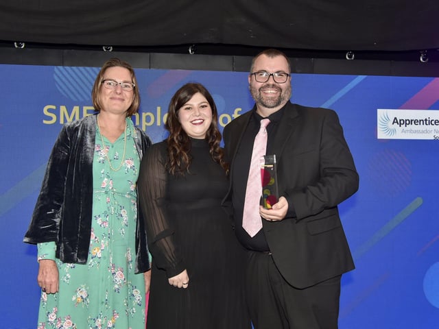 Pictured is: (left) Elizabeth Flegg from the South East Apprenticeship Ambassador Network presenting the SME Employer of the Year award to Silver Lining Convergence.
