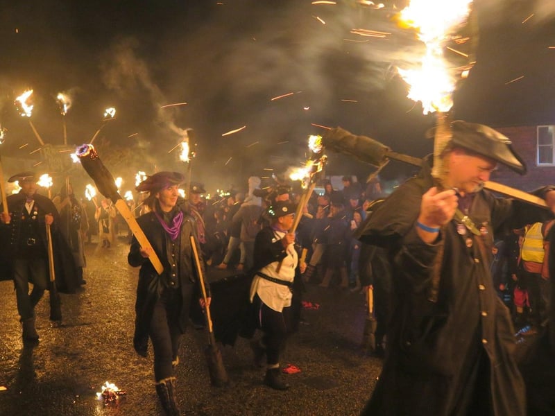 Ewhurst & Staplecross Bonfire 2023. Photo by Andrew Clifton.