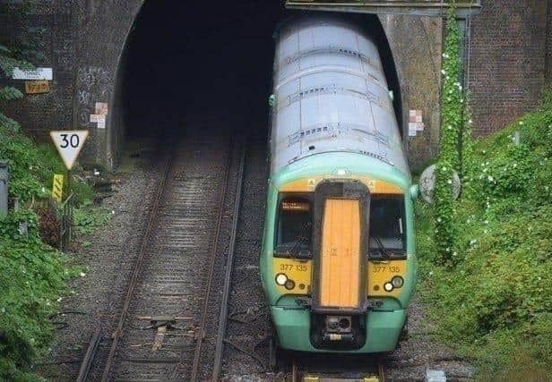 A points failure and reports of flooding has caused further disruption to rail travel across Sussex.