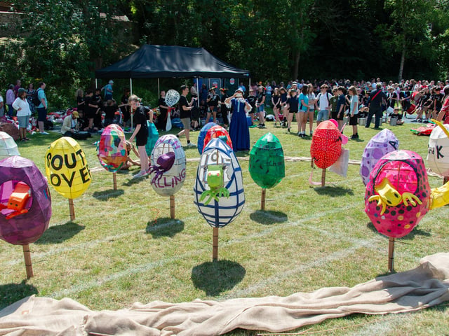 The iguanodon nest art installation. Edward Reeves Photography, Lewes