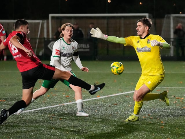 Cobham v Rocks, Isthmian SC division