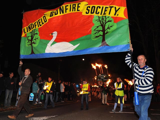 Lindfield Bonfire Night 2009