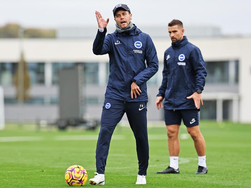 Brighton boss Fabian Hurzeler puts the players through their paces ahead of Wolves