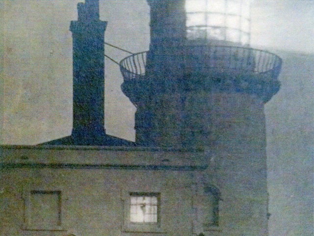 Although its working life ran from 1834 to 1902 there were regular complaints to owners Trinity House, that the local cliff top fogs, known locally as ‘frets’, rendered Belle Tout’s light virtually useless as a navigational aid between May and October. Experiments proved that a light placed close to the surface of the water was far more successful. So in July 1899 work began at the foot of the cliffs on the erection of the present Beachy Head lighthouse. The light went out on Belle Tout on 27 September 1902 and it was formally decommissioned on the 2 October 1902 and put up for sale as ‘a small, substantial 3-storey building.’
