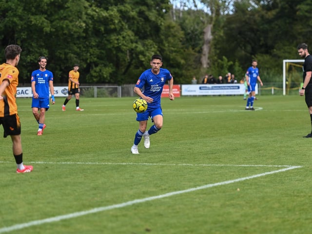 East Grinstead Town v Hassocks, Isthmian south east division