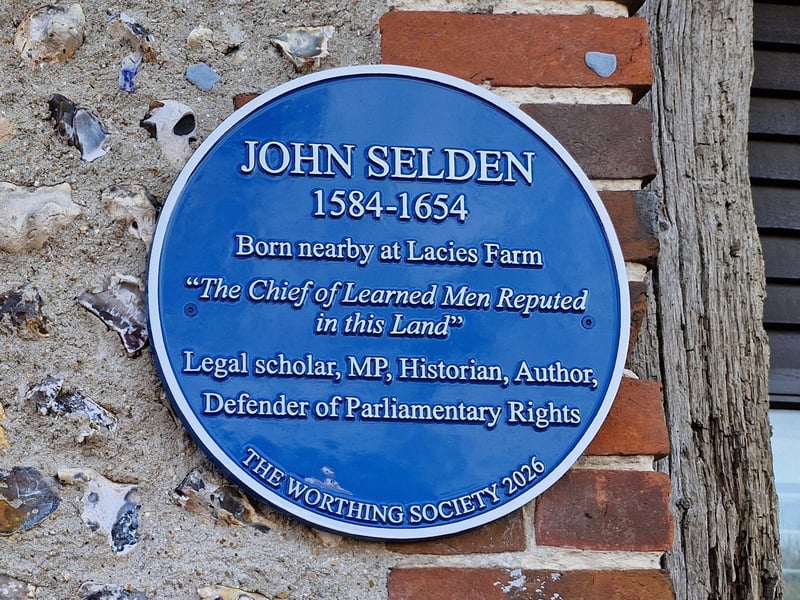 John Milton's description of John Selden as 'the chief of learned men reputed in this land' has been included on the blue plaque