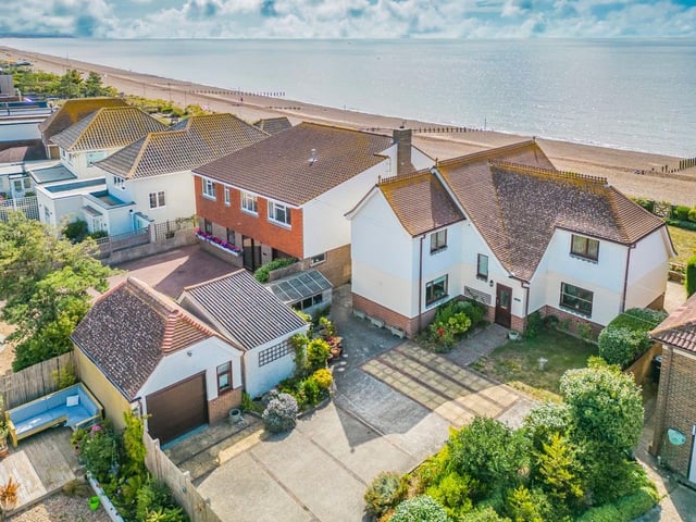 Pebble Road, Pevensey Bay