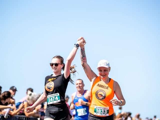 Images from a sun-baked Worthing 10k