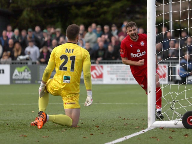 Worthing v Yeovil Town at Woodside Road