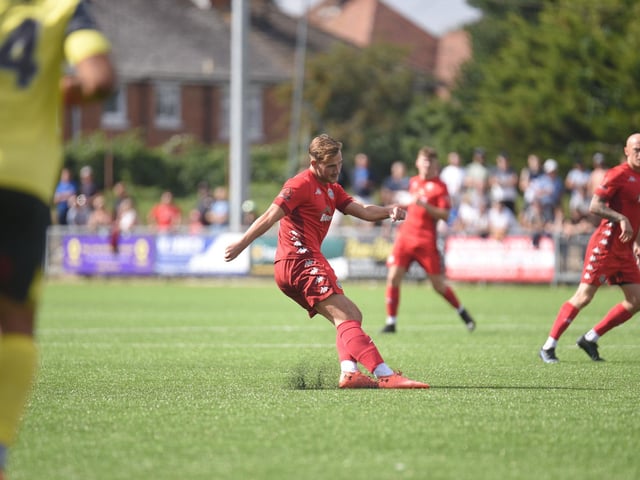Images from Worthing v Eastbourne Borough in National South