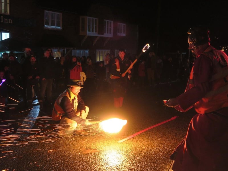 Ewhurst & Staplecross Bonfire 2023. Photo by Andrew Clifton.