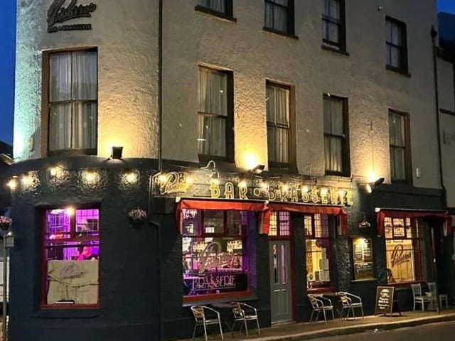 Situated in South Terrace, readers mentioned its live music, monthly quiz and great steaks.