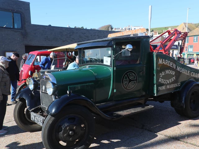 Hastings Week 2023: Spratt and Winkle Run. Photo by Roberts Photographic.