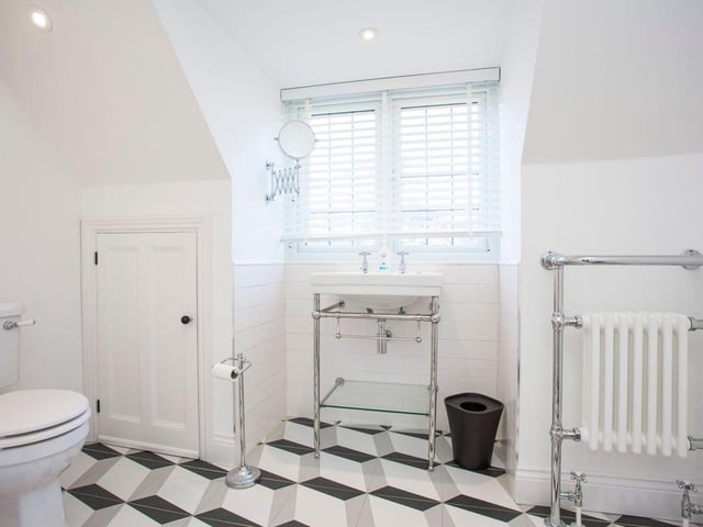 The Ridgeway, Friston