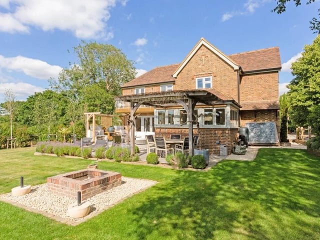 Birchen Lodge is a beautifully presented four-bedroom house on a private lane