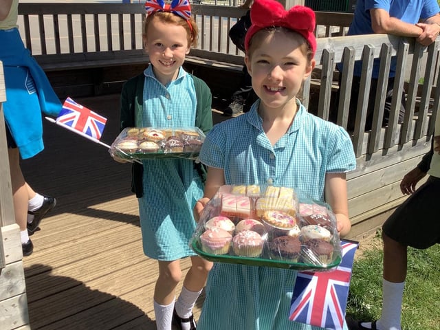 The school hosted a Jubilee celebration with cake and a visit from the Queen