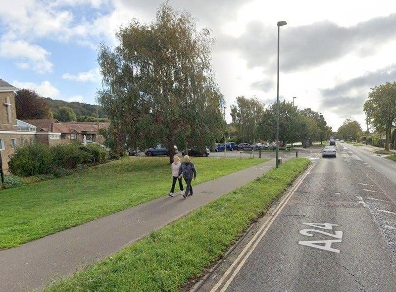 Households in High Salvington & Findon Valley have an average annual income after tax of £47,100