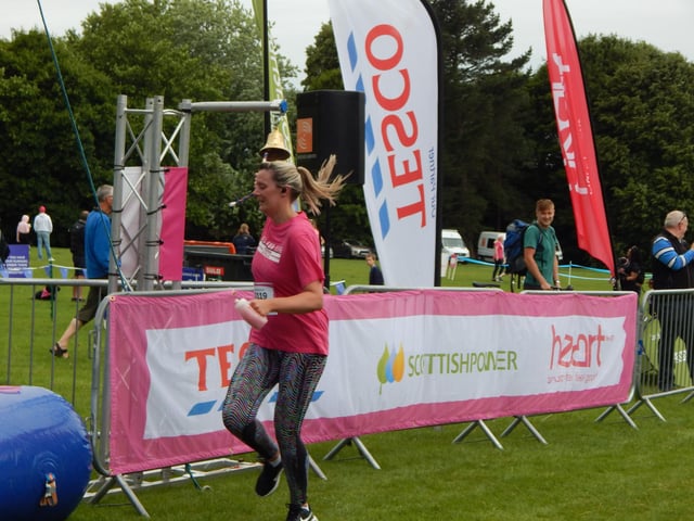 Oakwood School at Horsham Race for Life 2022