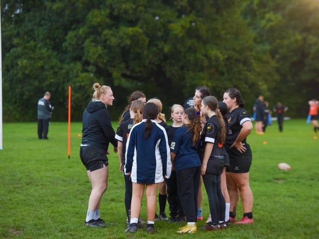 Girls at Burgess Hill RFC get a visit from Harlequins Women