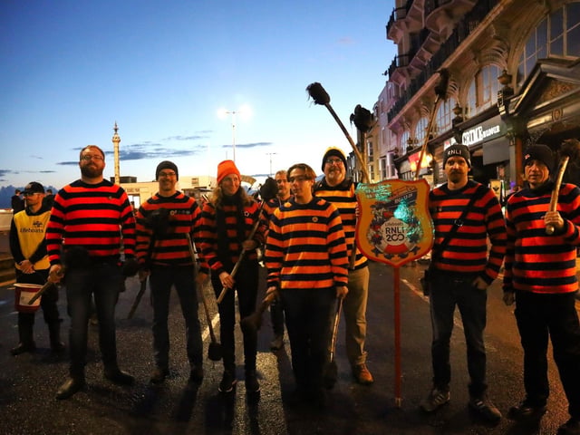 Hastings Bonfire 2024. Photo by Andrew Clifton.